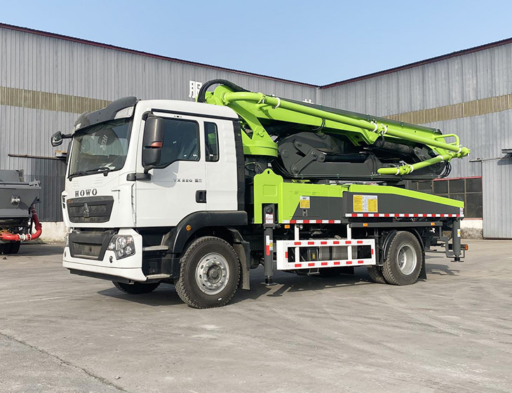 31 Meters of Concrete Pump Truck