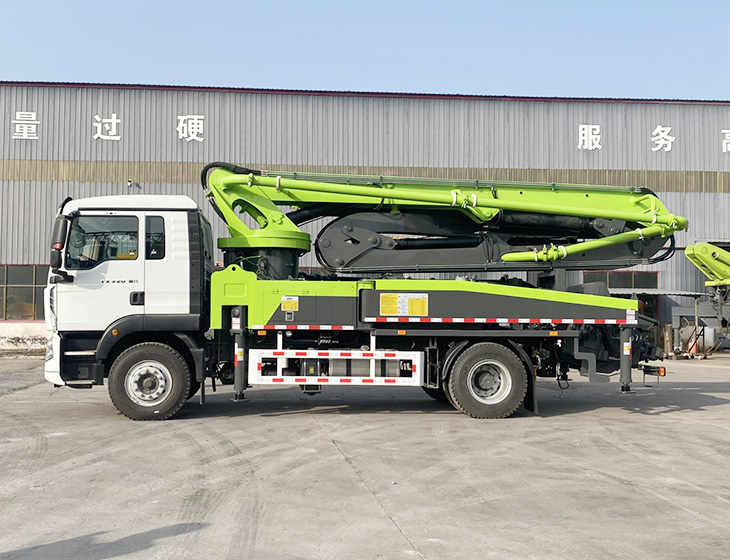 31 Meters of Concrete Pump Truck