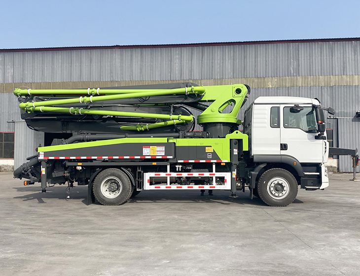 31 Meters of Concrete Pump Truck