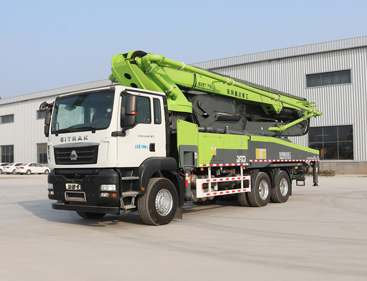 52 Meters of Concrete Pump Truck